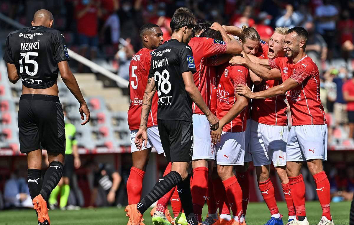 爱游戏 -今晚体能课后，皇家社会队长鼓劲备战足总杯，值得警惕，赛程密集仍需轮换(韩国足总杯赛程表)