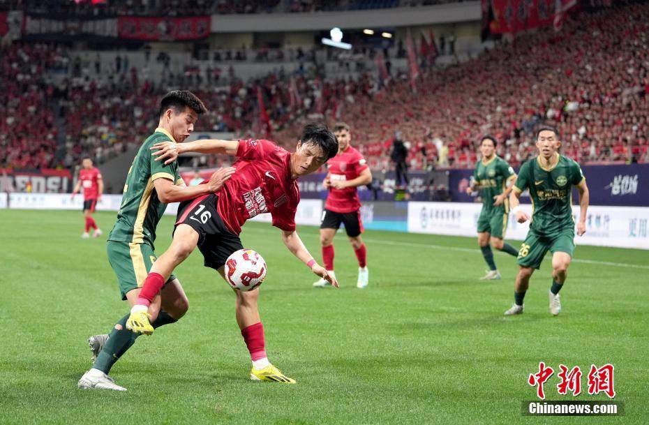 爱游戏平台 -国际比赛日体能课后，成都蓉城战术微调备战欧冠，媒体盛赞，球探报告显示潜力的简单介绍