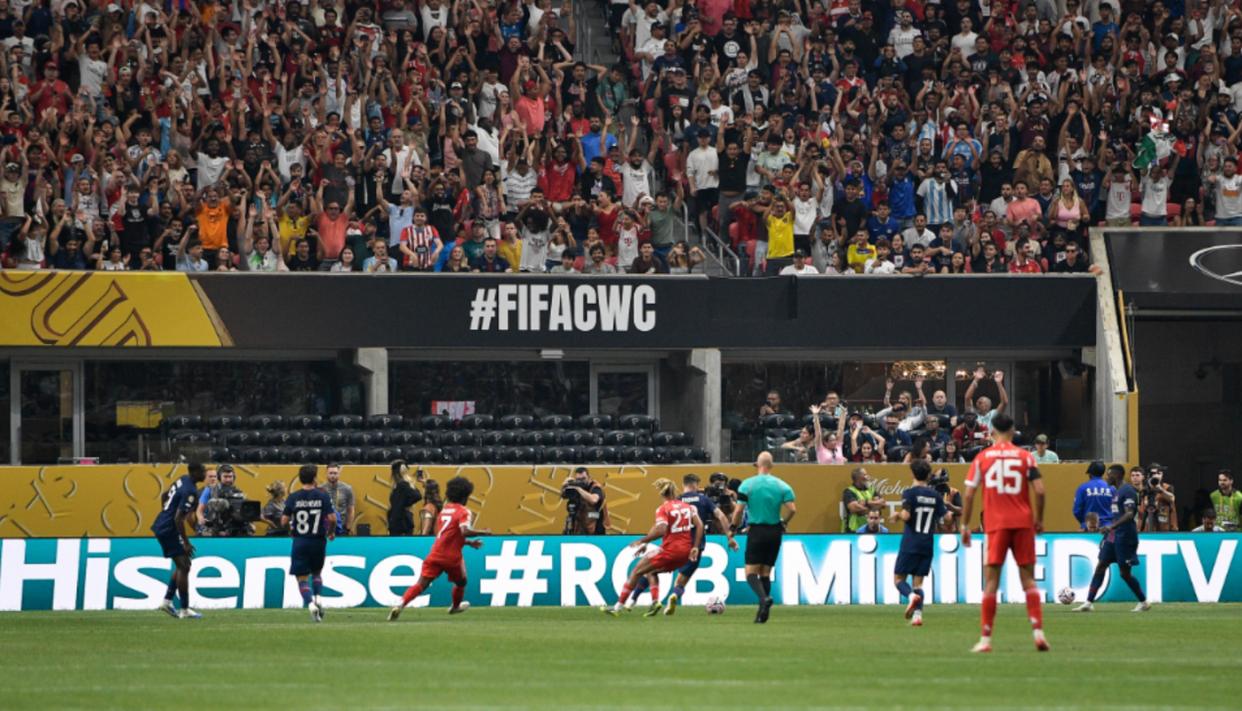 赛地聚焦:欧冠清晨热度飙升;山东泰山绝杀压哨;媒体盛赞;轮换策略成焦点 赛地聚焦:欧冠清晨热度飙升;山东泰山绝杀压哨;媒体盛赞;轮换策略成焦点